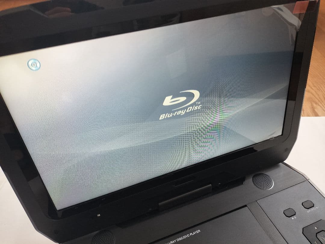 【13.3インチ】レボリューション ポータブルブルーレイ/dvdプレーヤー