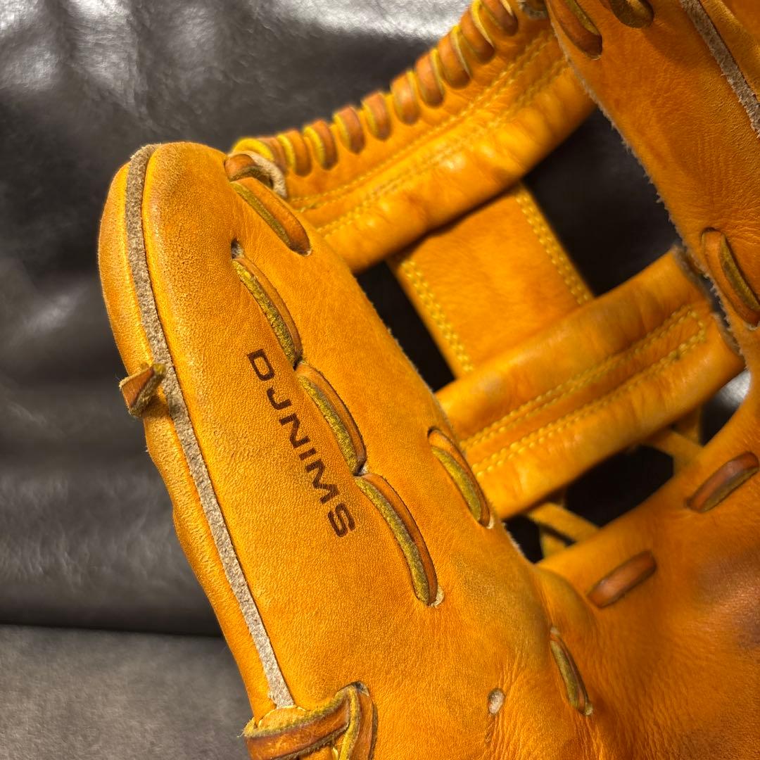 ドナイヤ　軟式　内野手用グラブ DJNIMS