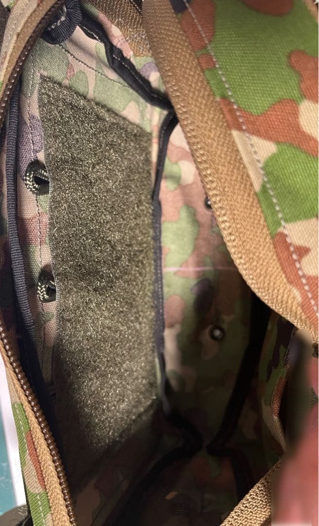 ファニーパック　チェストリグ　陸自迷彩