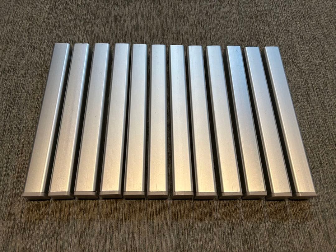 西一　OUTPUT LIFE（アウトプットライフ）　エアグランプソファ3P