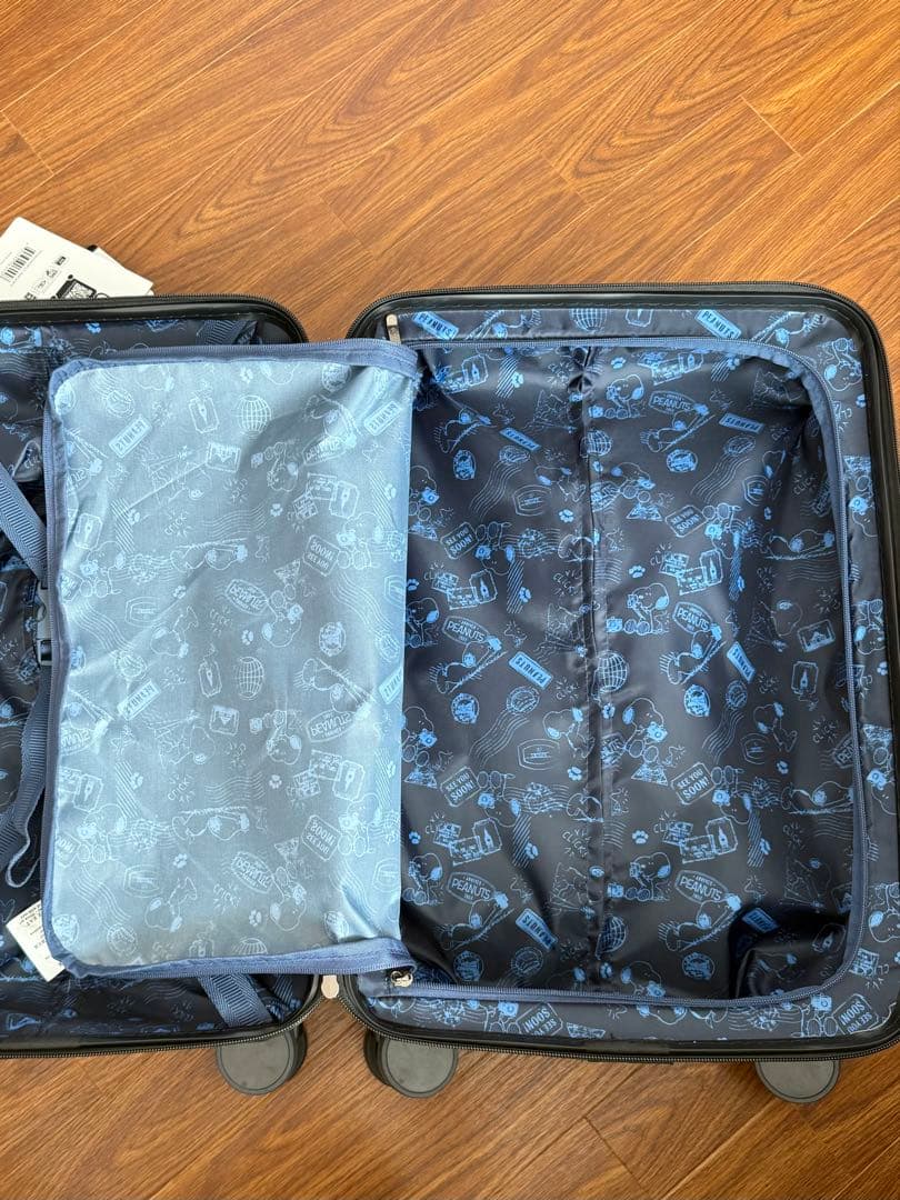 タグ付き新品　スヌーピー　キャリーケース　布バッグ付