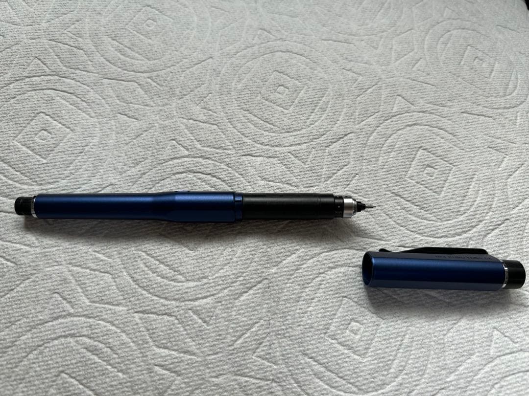 クルトガダイブ　ムーンナイトブルー