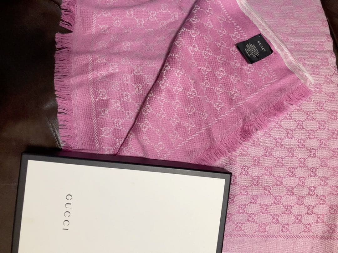 大判⭐️GUCCI ピンク GGパターン ストール