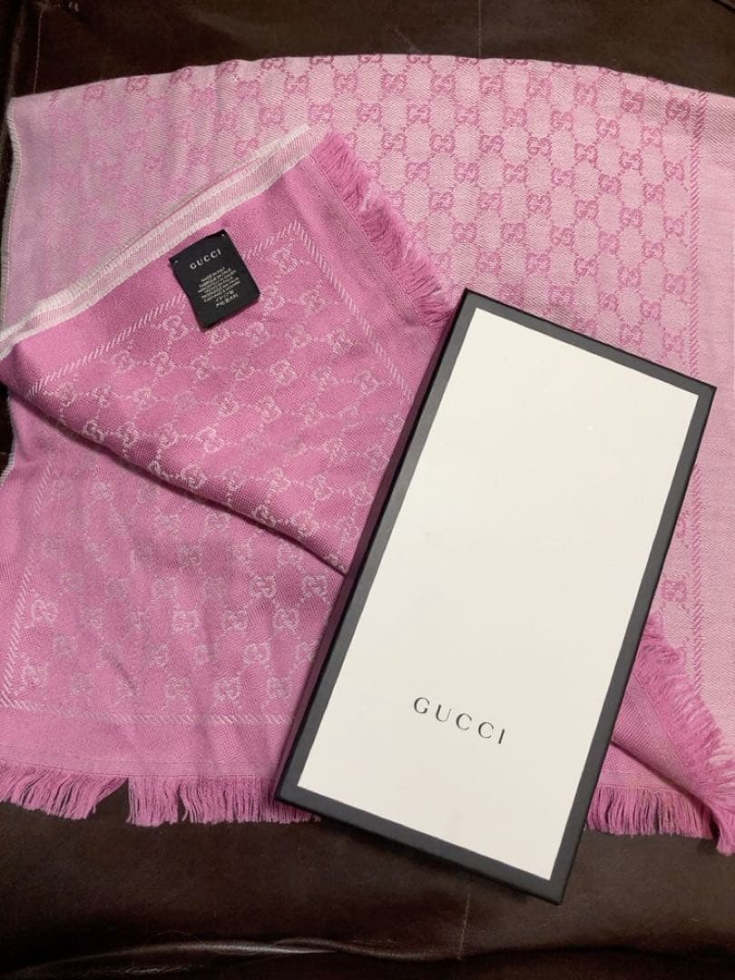 大判⭐️GUCCI ピンク GGパターン ストール