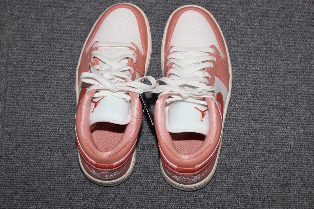 25.5㎝　NIKE　ナイキ　エアジョーダン 1 ロー DC0774-180