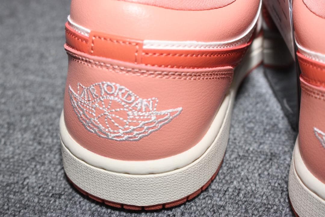 25.5㎝　NIKE　ナイキ　エアジョーダン 1 ロー DC0774-180