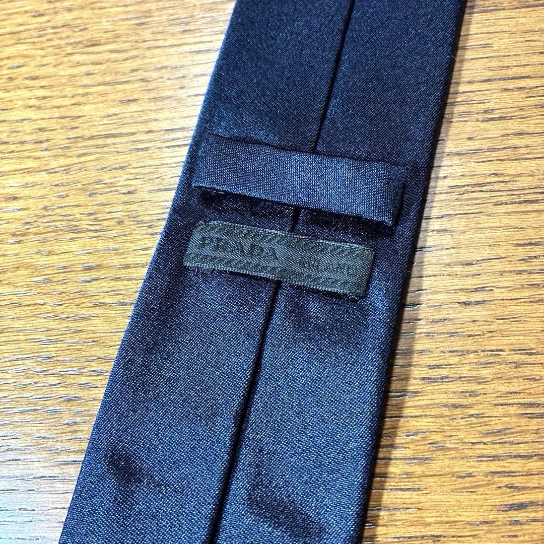 【美品】PRADA プラダ 紺ネクタイ