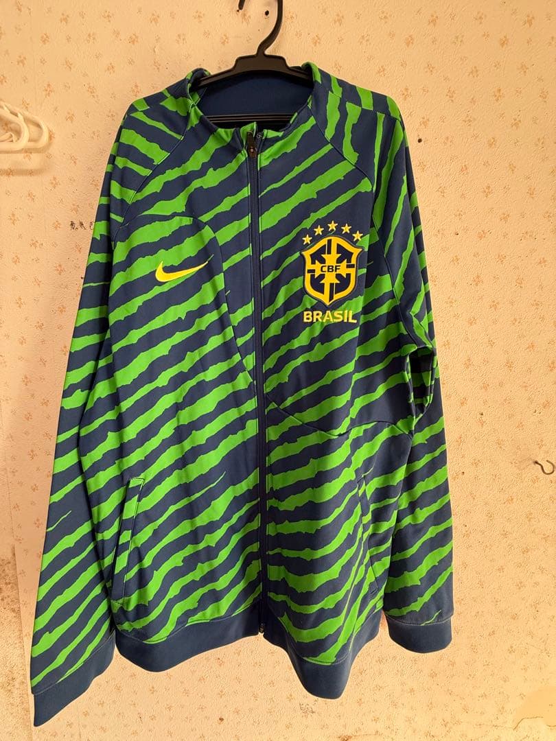 Nike ブラジル代表 ストライプジャージ