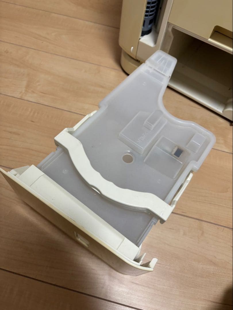 ダイキン クリアフォース MCZ70RKS-W 加湿機 除湿機 空気清浄機