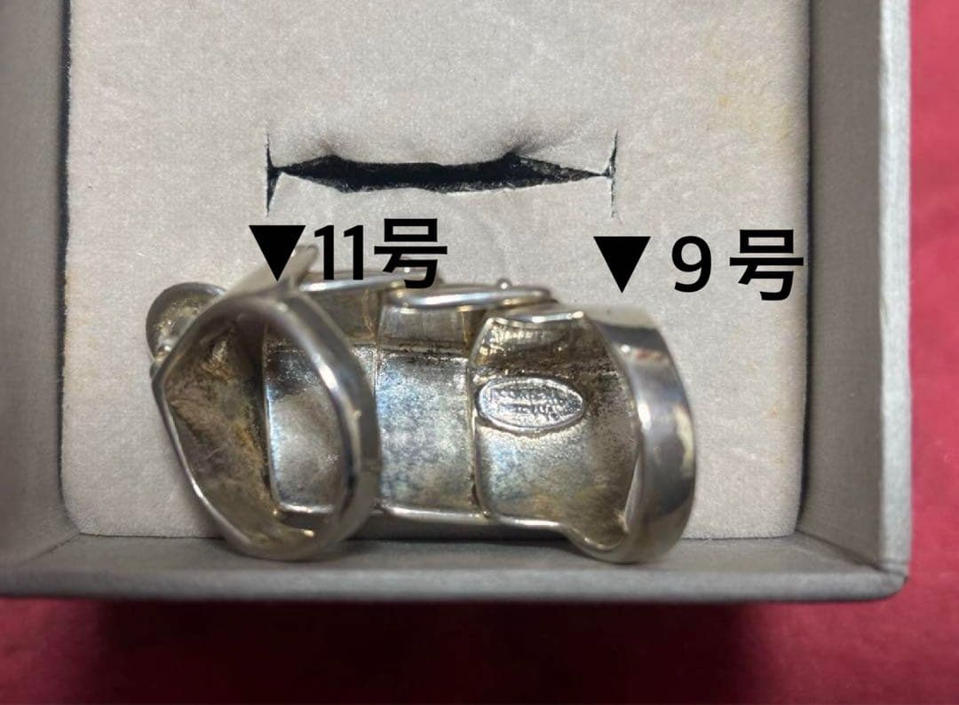 Vivienne Westwood シルバーアーマーリング