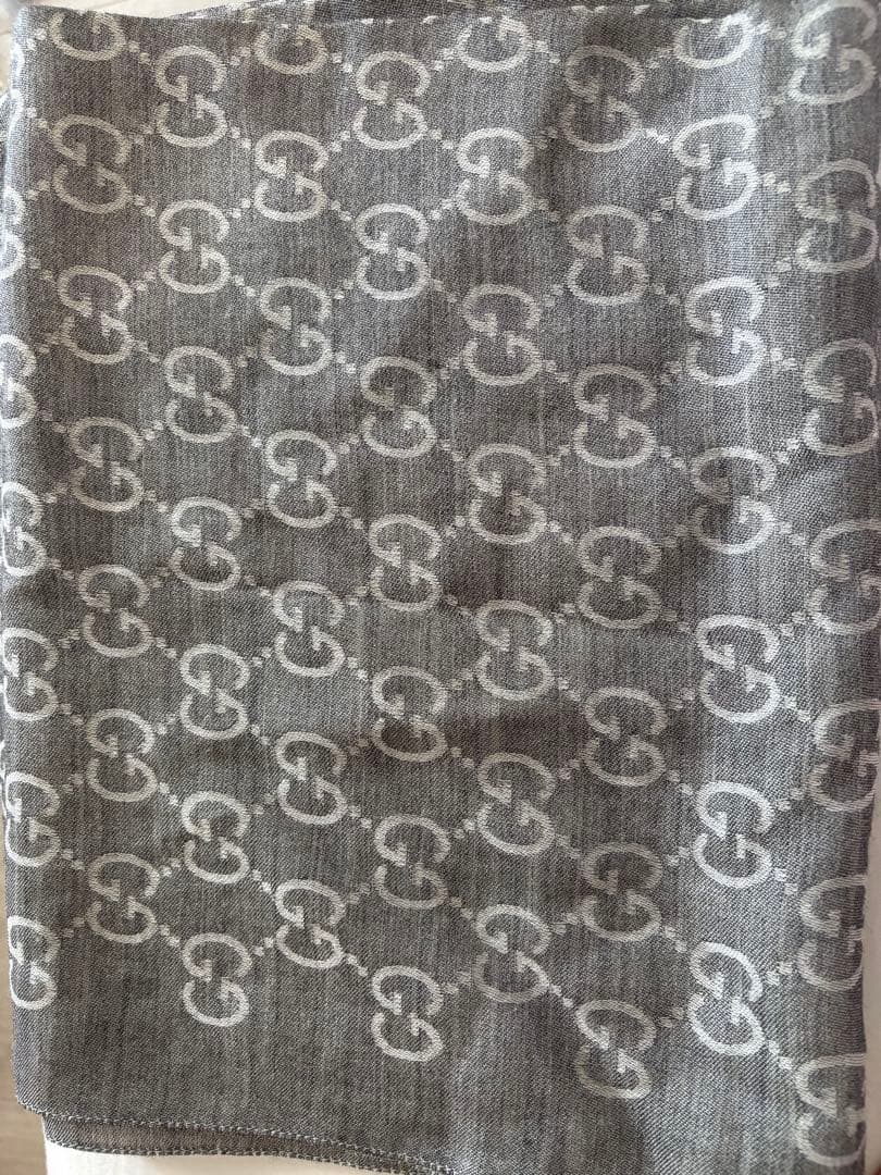 鄒*傑様 GucciGGロゴパターンストール