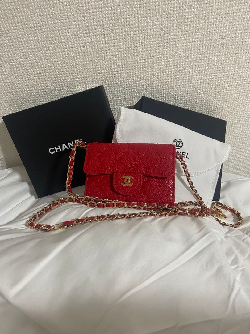 CHANEL チェーン付カードケース　ノベルティ