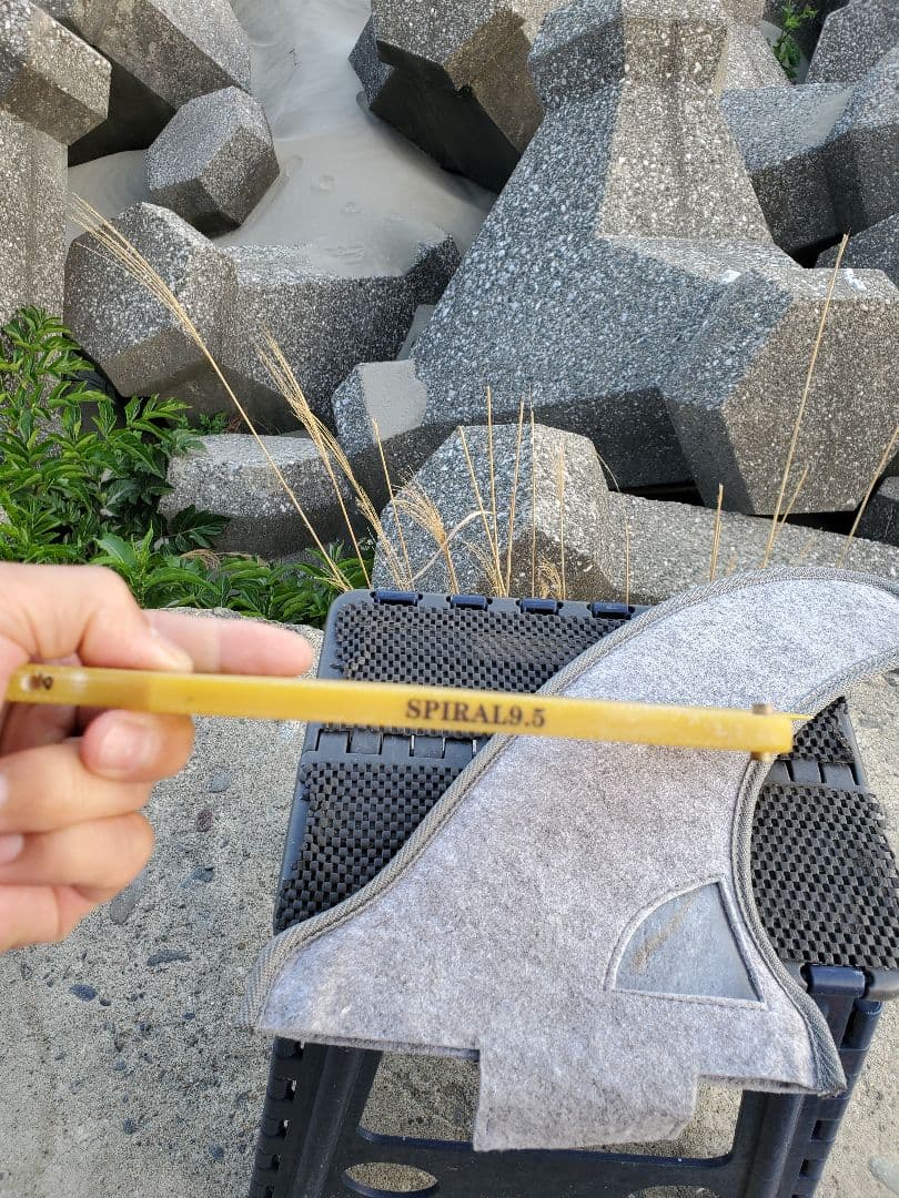 カイサラス SPIRAL サーフボードフィン 9.5