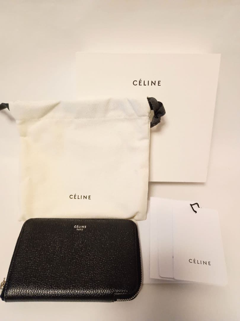 CÉLINE ブラック 二つ折り財布 ミディアムジップラウンドウォレット