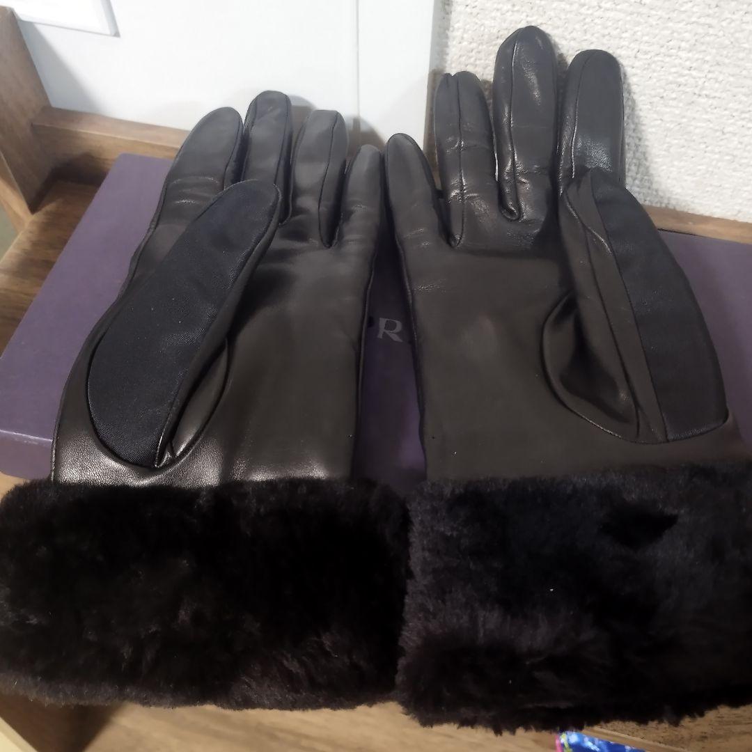 PRADA ブラック レザー手袋