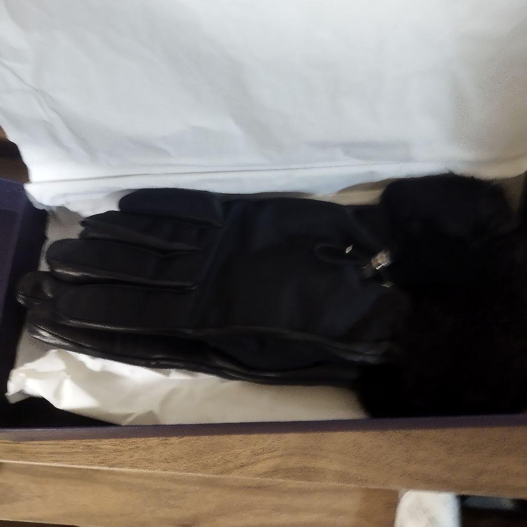 PRADA ブラック レザー手袋