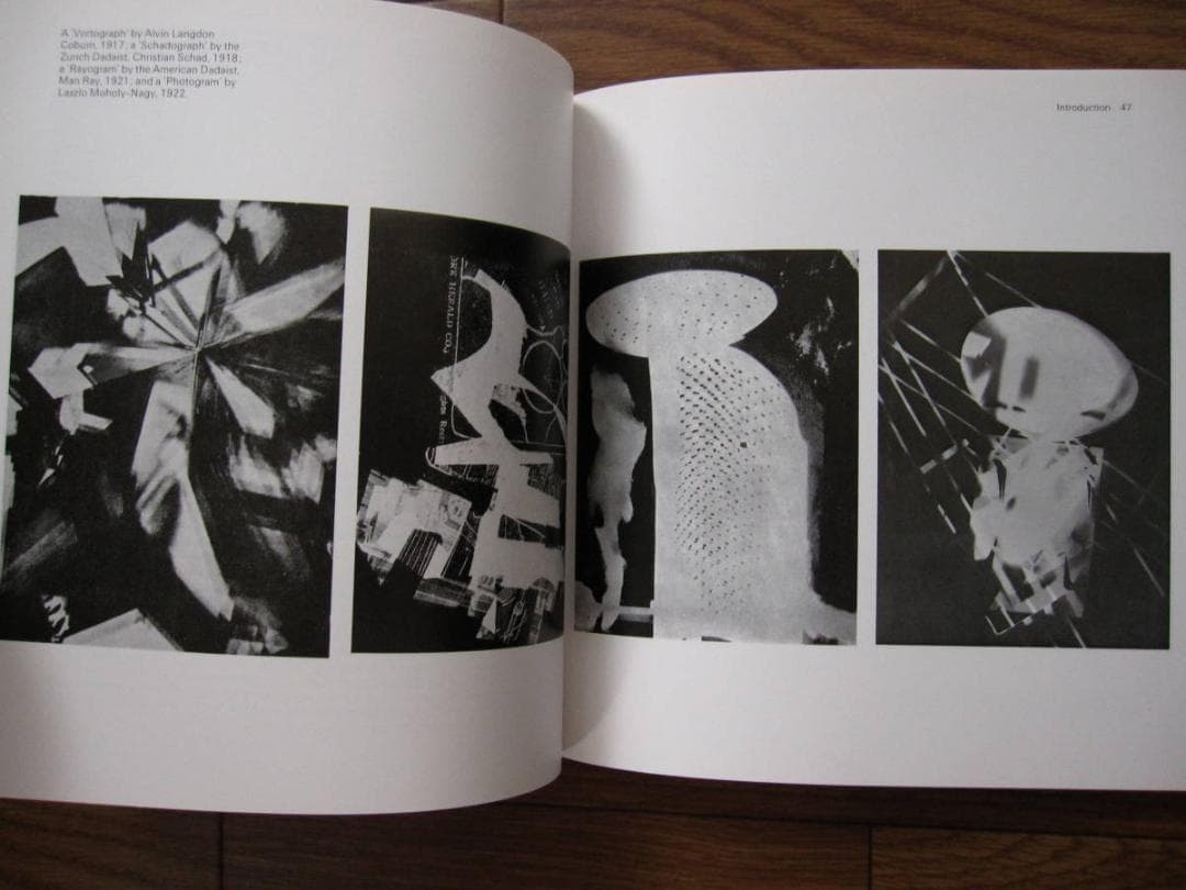 Pioneers of Modern Typography　タイポグラフィ