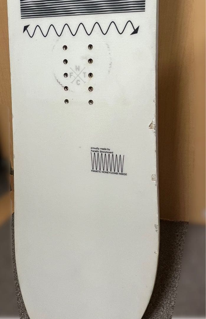 FNTC TNT C 22-23モデル スノーボード 139cm