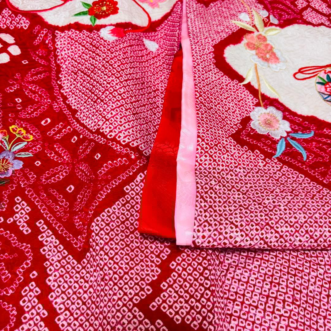 専用 【新品未使用】豪華総絞り 総刺繍 正絹 お宮参り 産着 長襦袢付 赤