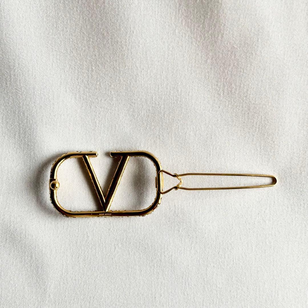 【美品】 VALENTINO ヴァレンティノ Vロゴシグネチャーヘアクリップ