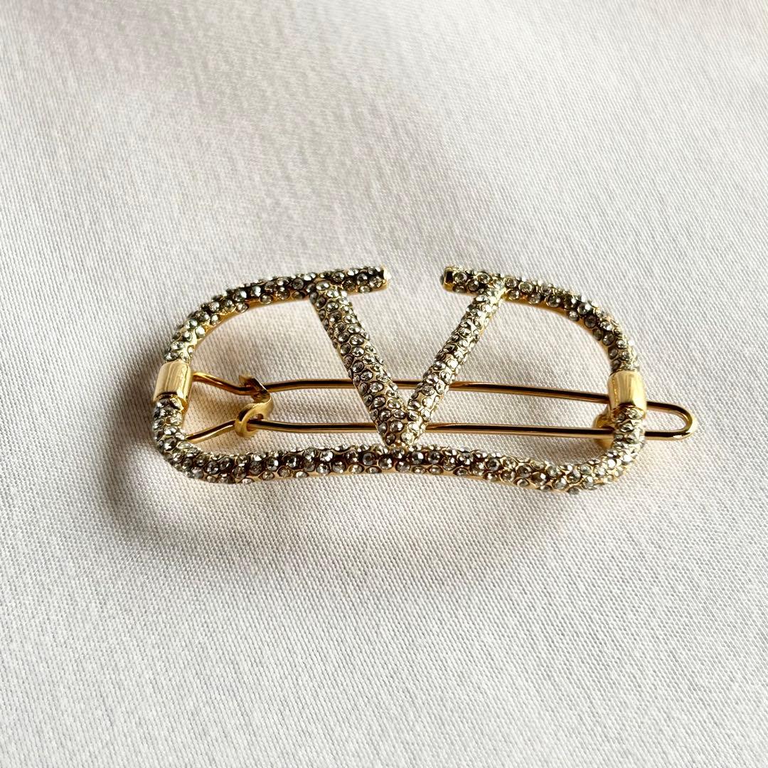 【美品】 VALENTINO ヴァレンティノ Vロゴシグネチャーヘアクリップ