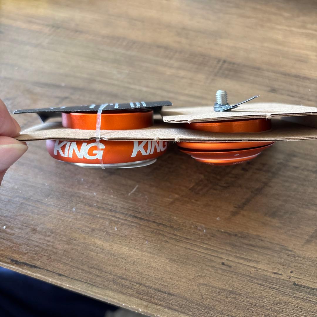 クリスキング　inset7 マットマンゴー　新品　未使用