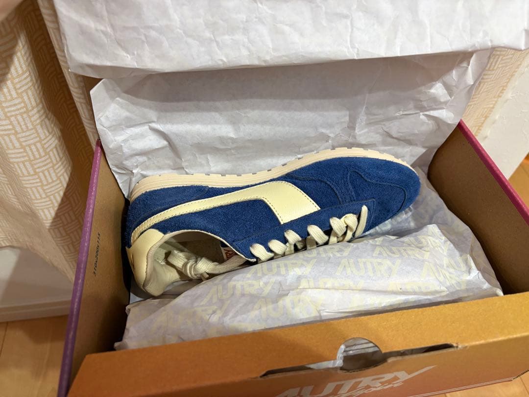 短期出品 ★ サイズ38 AUTRY オートリー スニーカー