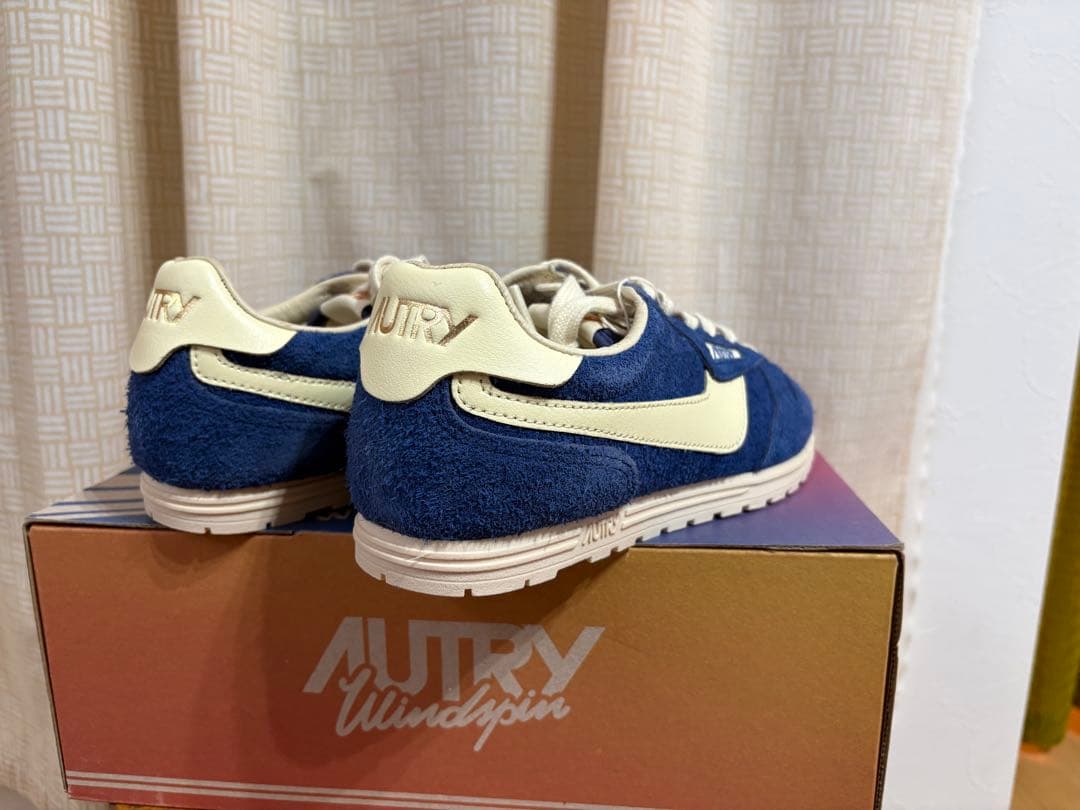 短期出品 ★ サイズ38 AUTRY オートリー スニーカー