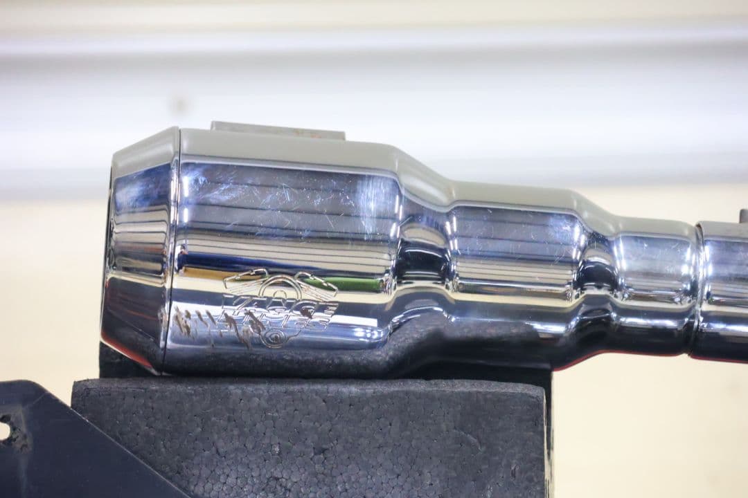 スポーツスター　04-21 XL1200 883 バンス&ハインズ　マフラー