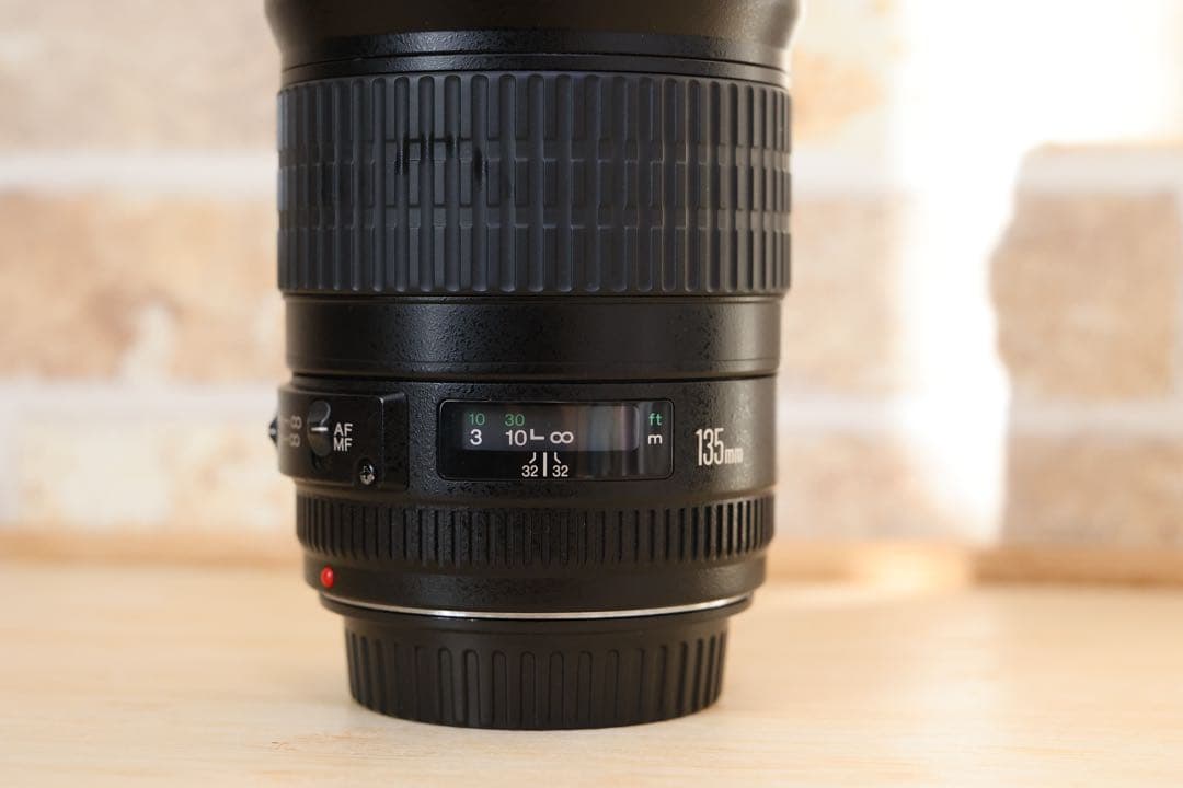 Canon EF 135mm f/2L USM レンズ