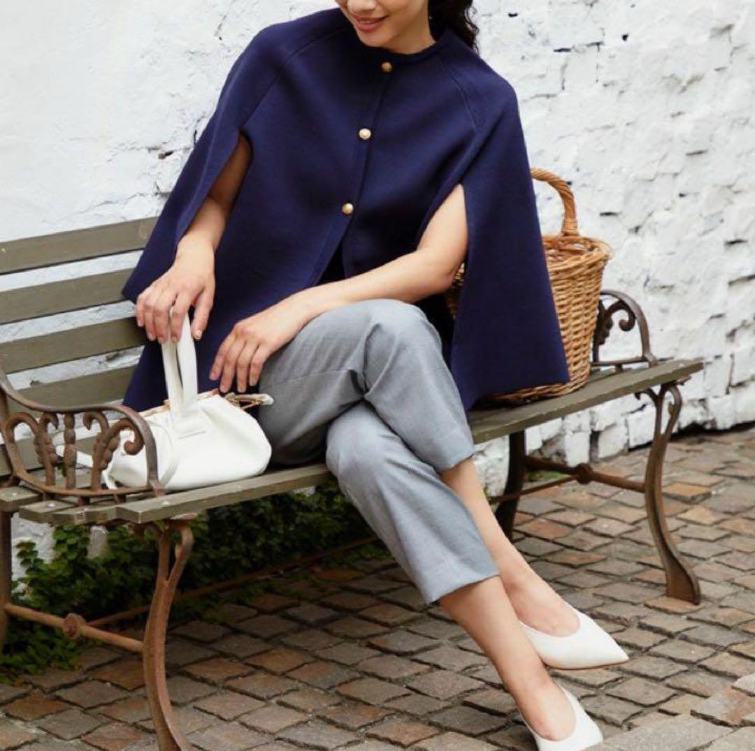 O wau no オアーノ ケープカーディガン　 MLサイズ　ネイビー