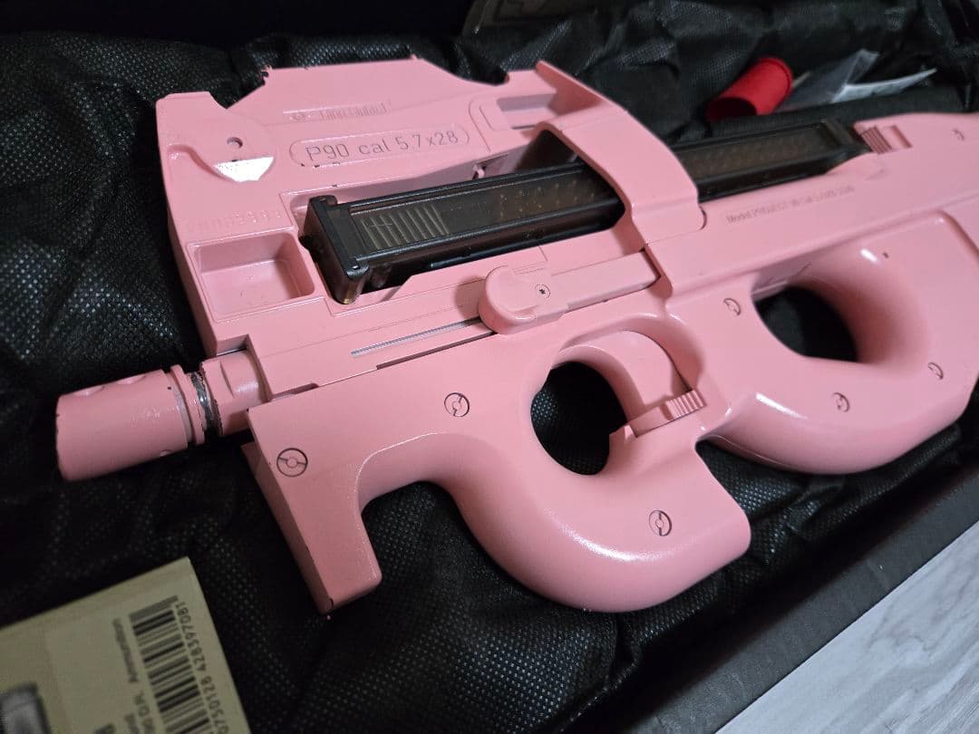 P-90 電動ガン ピンク（カスタム品）