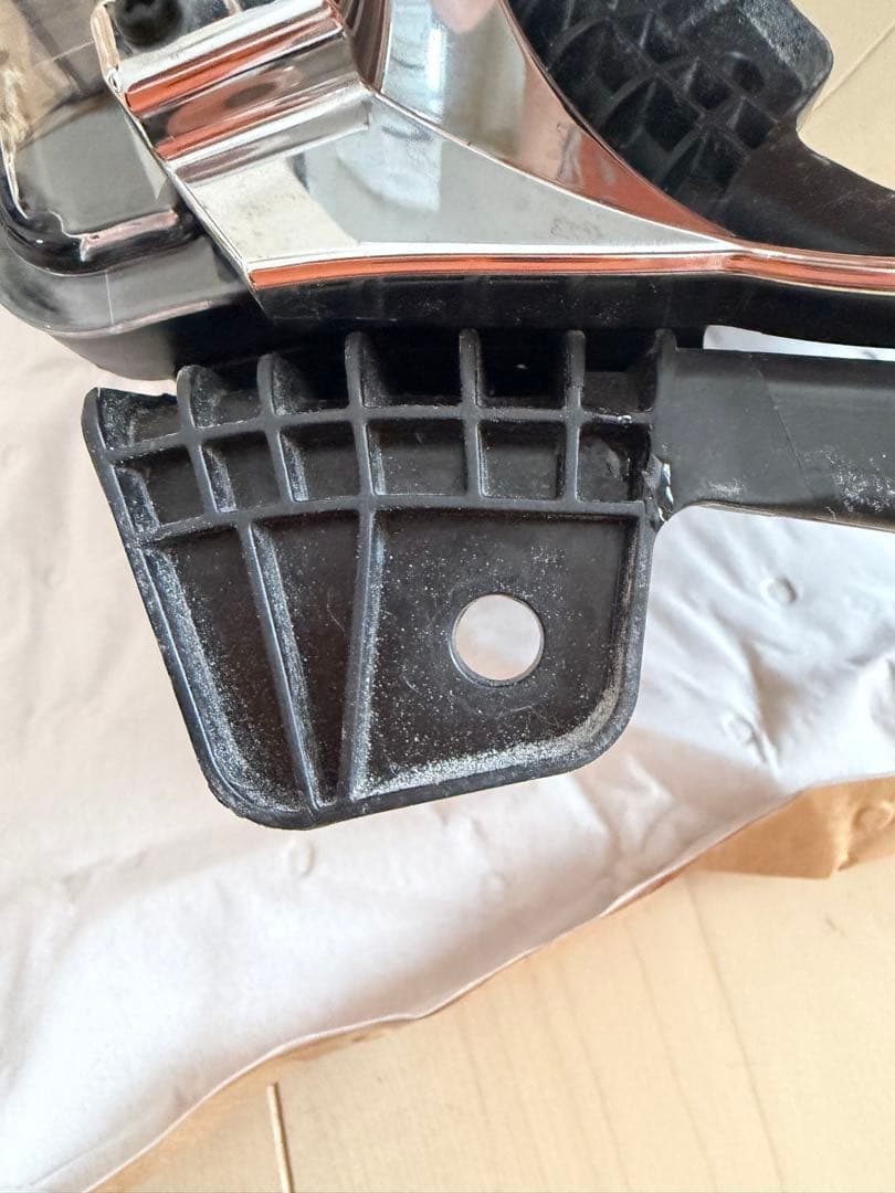 ハスラー　右LEDヘッドライト　35120-59S14