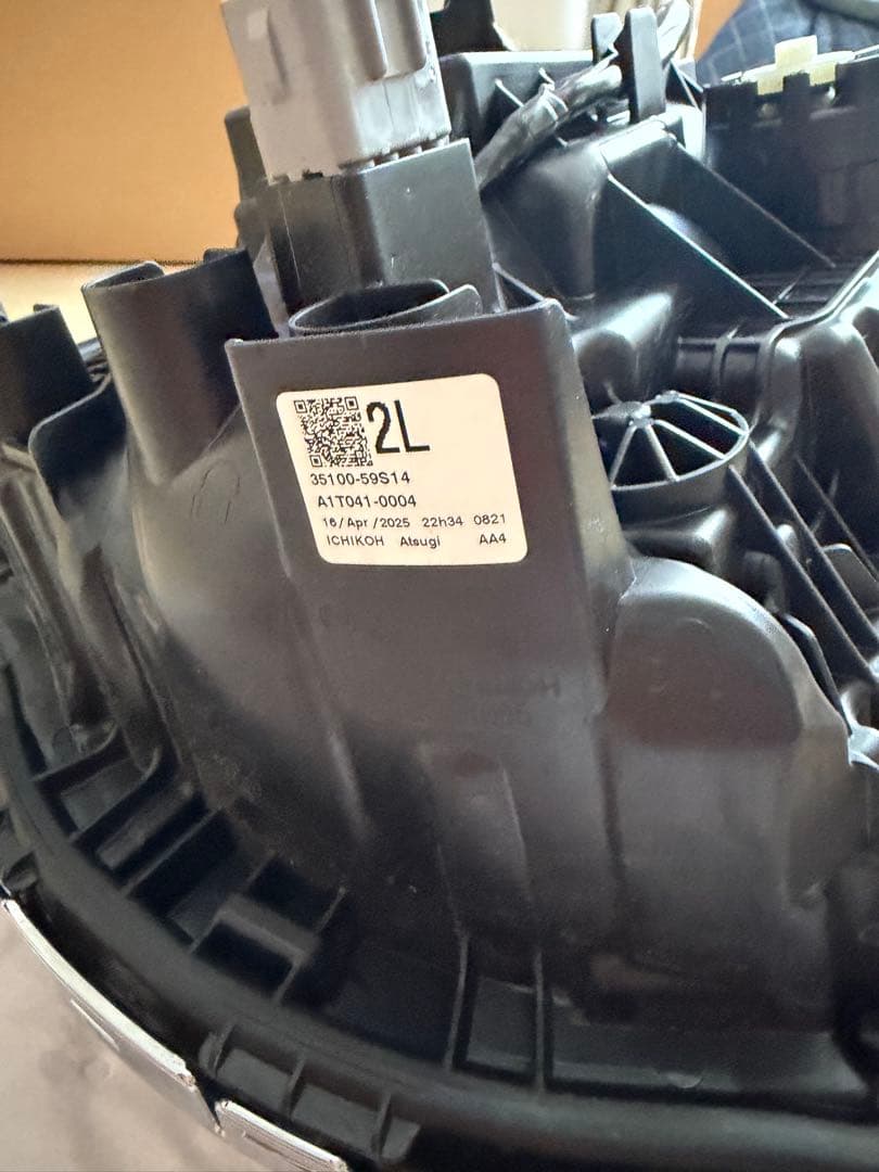 ハスラー　右LEDヘッドライト　35120-59S14