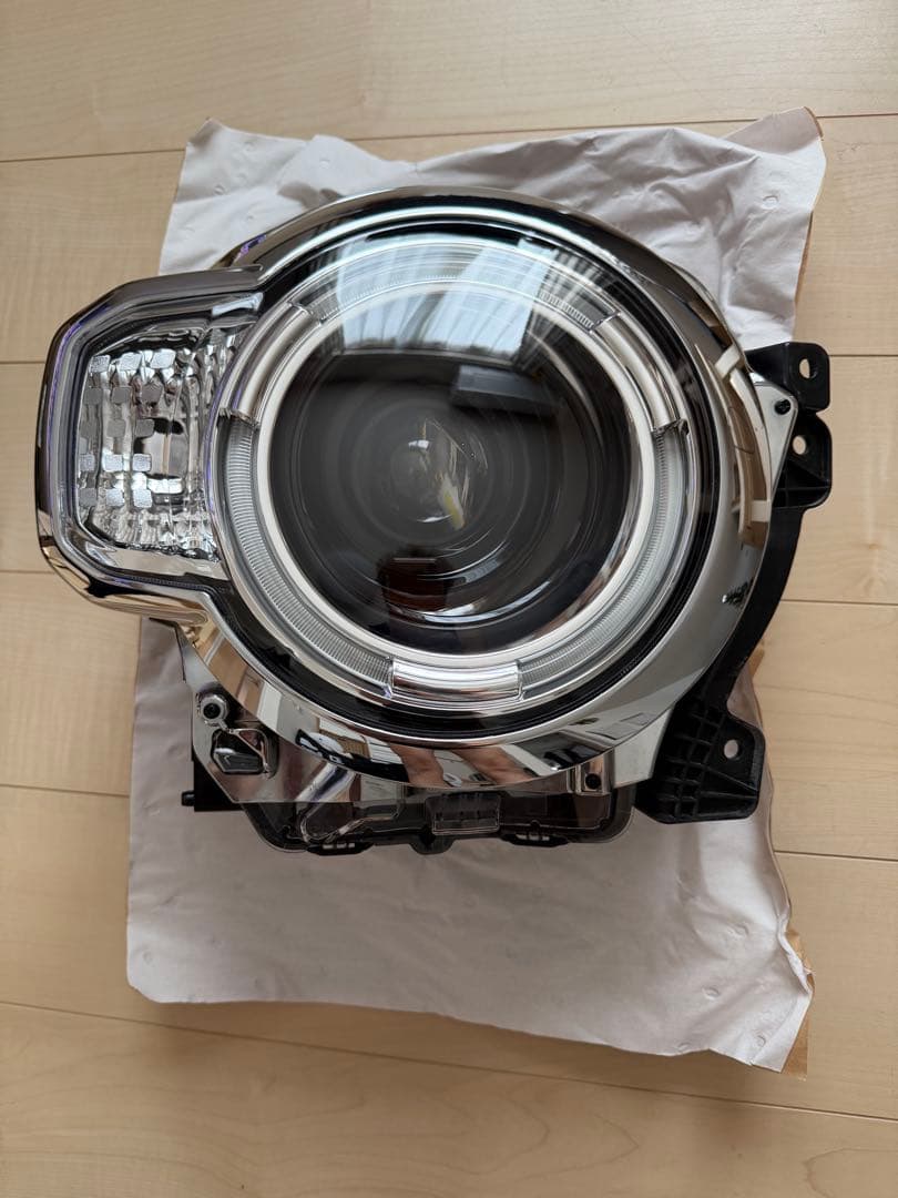 ハスラー　右LEDヘッドライト　35120-59S14