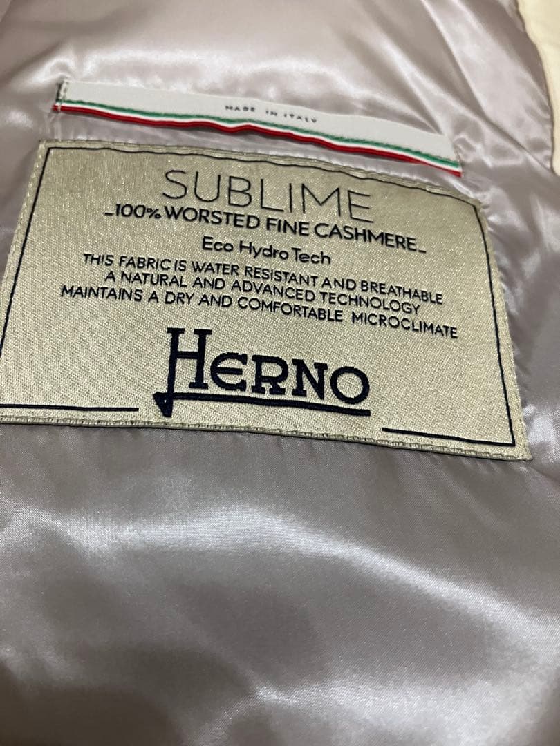 Herno アイボリー ベスト ショートスリーブ