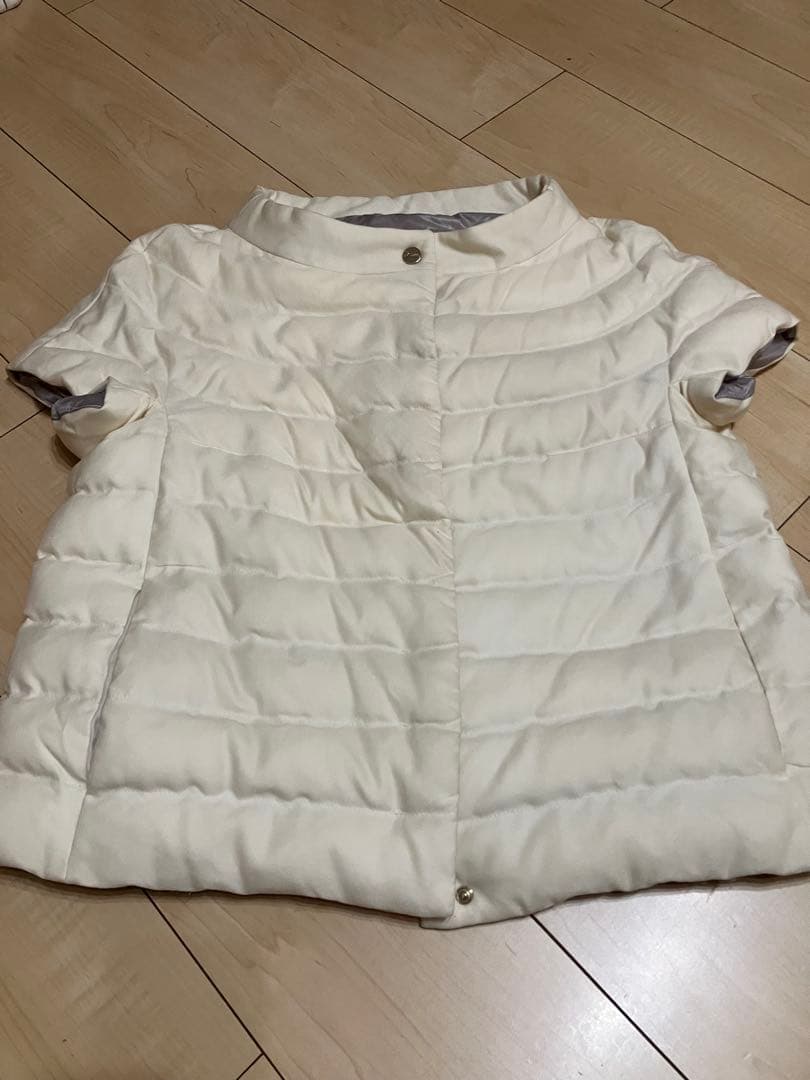 Herno アイボリー ベスト ショートスリーブ