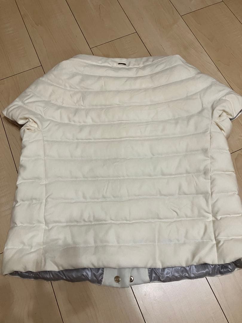 Herno アイボリー ベスト ショートスリーブ