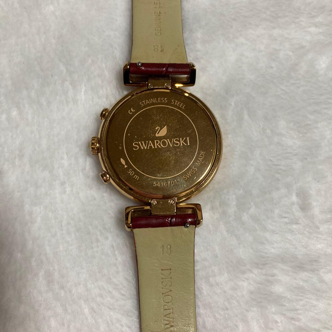 祝日セール❗️Swarovski スワロフスキー腕時計 レッド美品