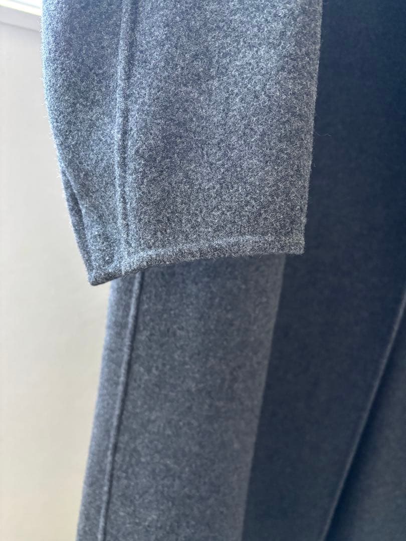 金子綾紹介 Chaos カオス アールスーペリアノーカラーロングコート