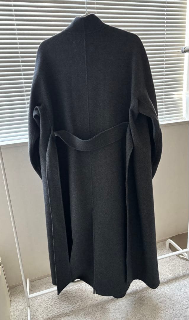 金子綾紹介 Chaos カオス アールスーペリアノーカラーロングコート