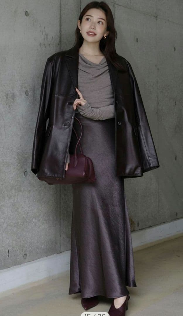 (新品タグ付き)anuans ギャザードレープカットトップス