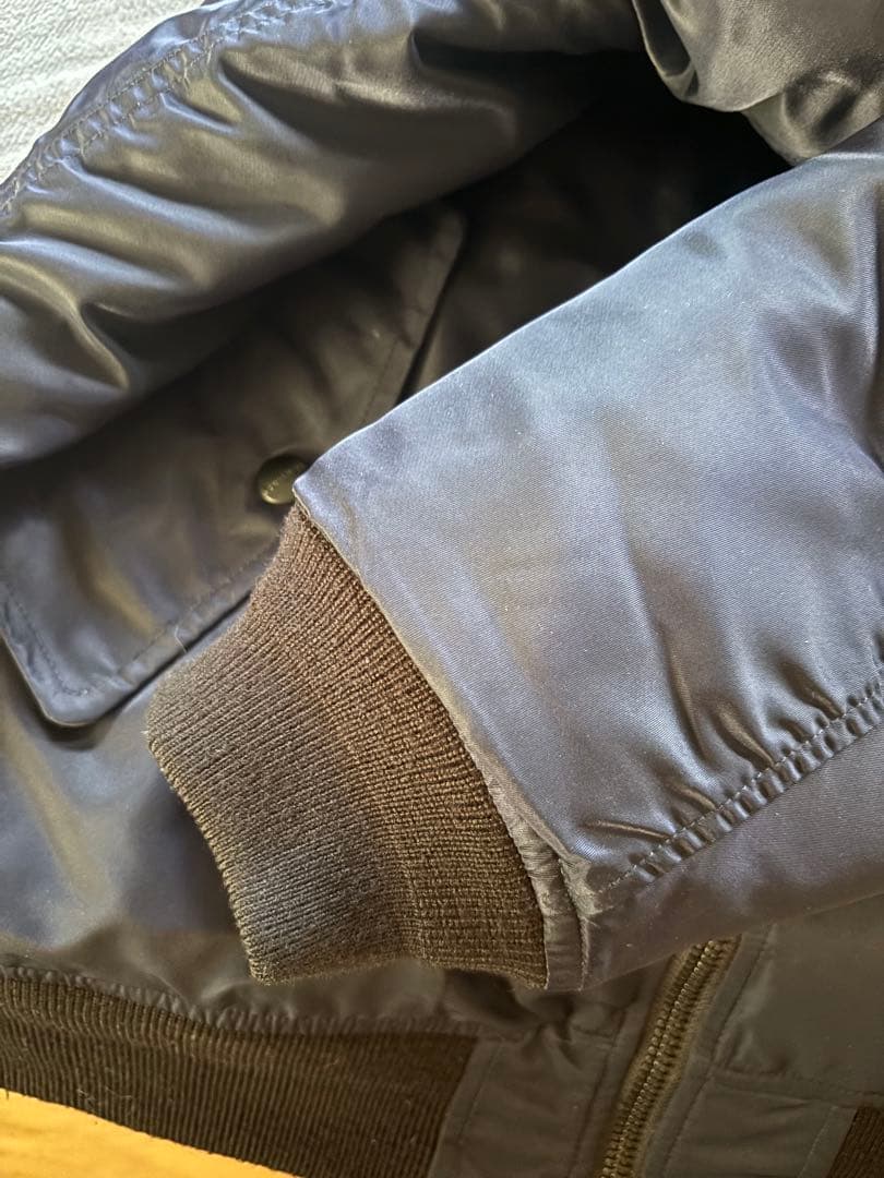 CARHARTT WIP 2023 超美品　カーハート　MA-1