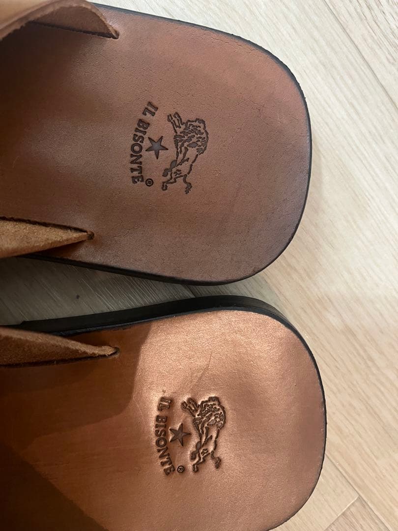 IL BISONTE レザーサンダル 40