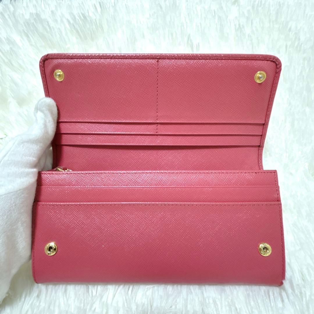 極美品✨プラダ 長財布 サフィアーノ メタルロゴ パスケース付 ピンク フラップ