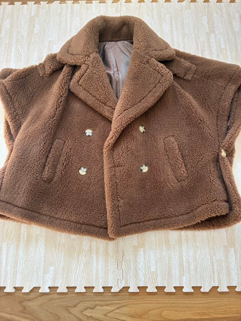 moriponブラウン フリース ダブルブレスト ポンチョ
