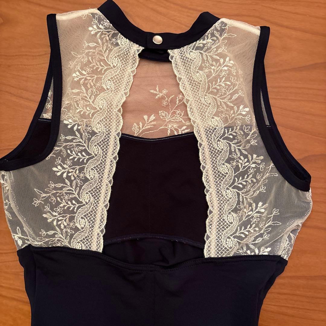 チャコット　レオタード　Mサイズ（濃紺）