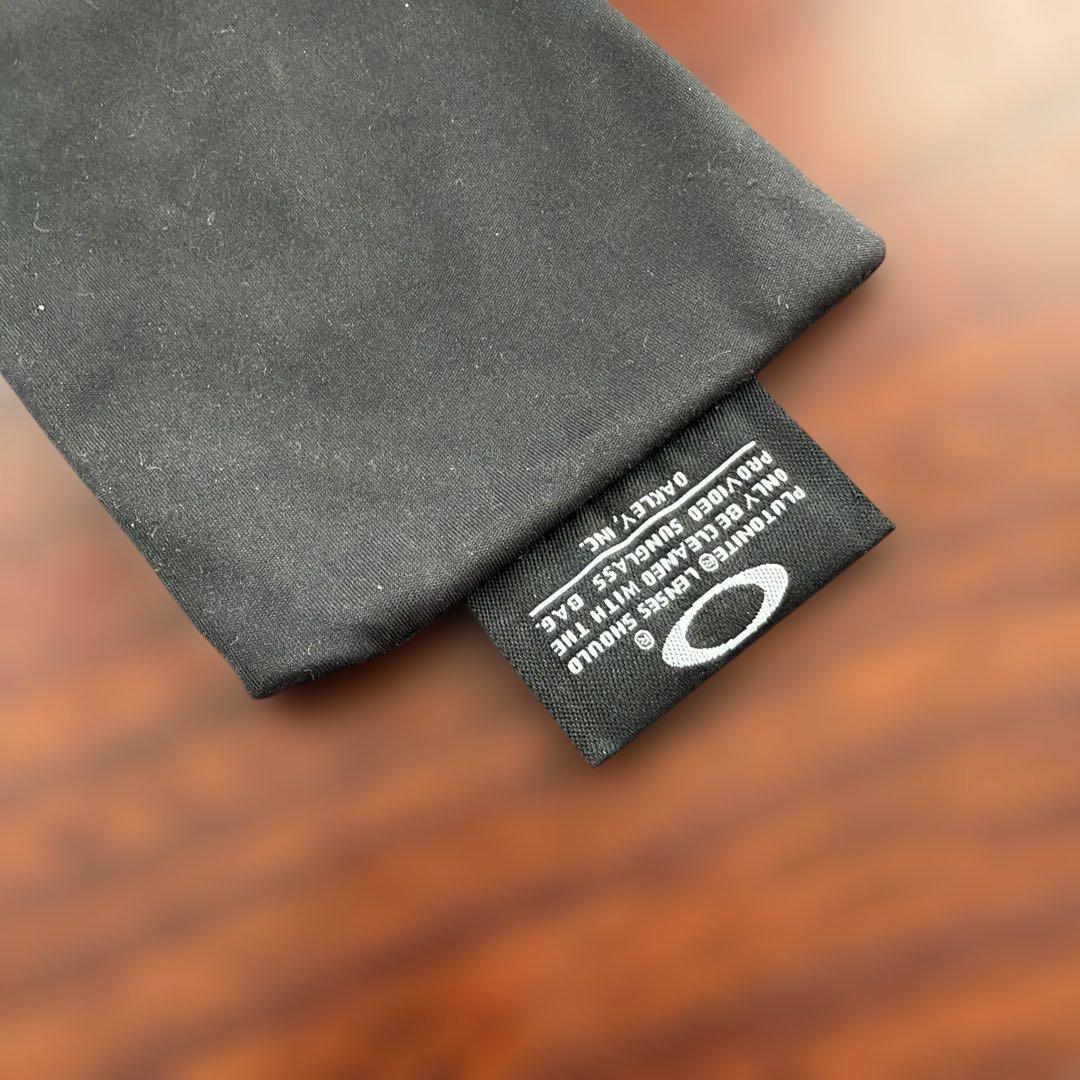 小物 OAKLEY LIVESTRONG STRAIGHTJACKET