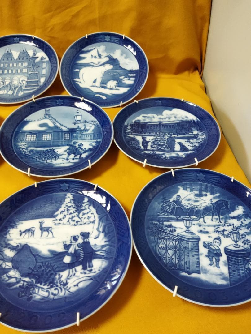 ロイヤルコペンハーゲン イヤープレート 11枚　2000年代 ハンガー　未使用