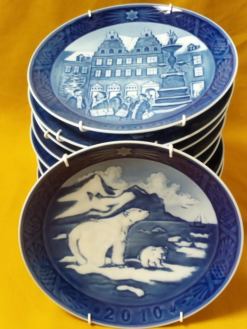 ロイヤルコペンハーゲン イヤープレート 11枚　2000年代 ハンガー　未使用